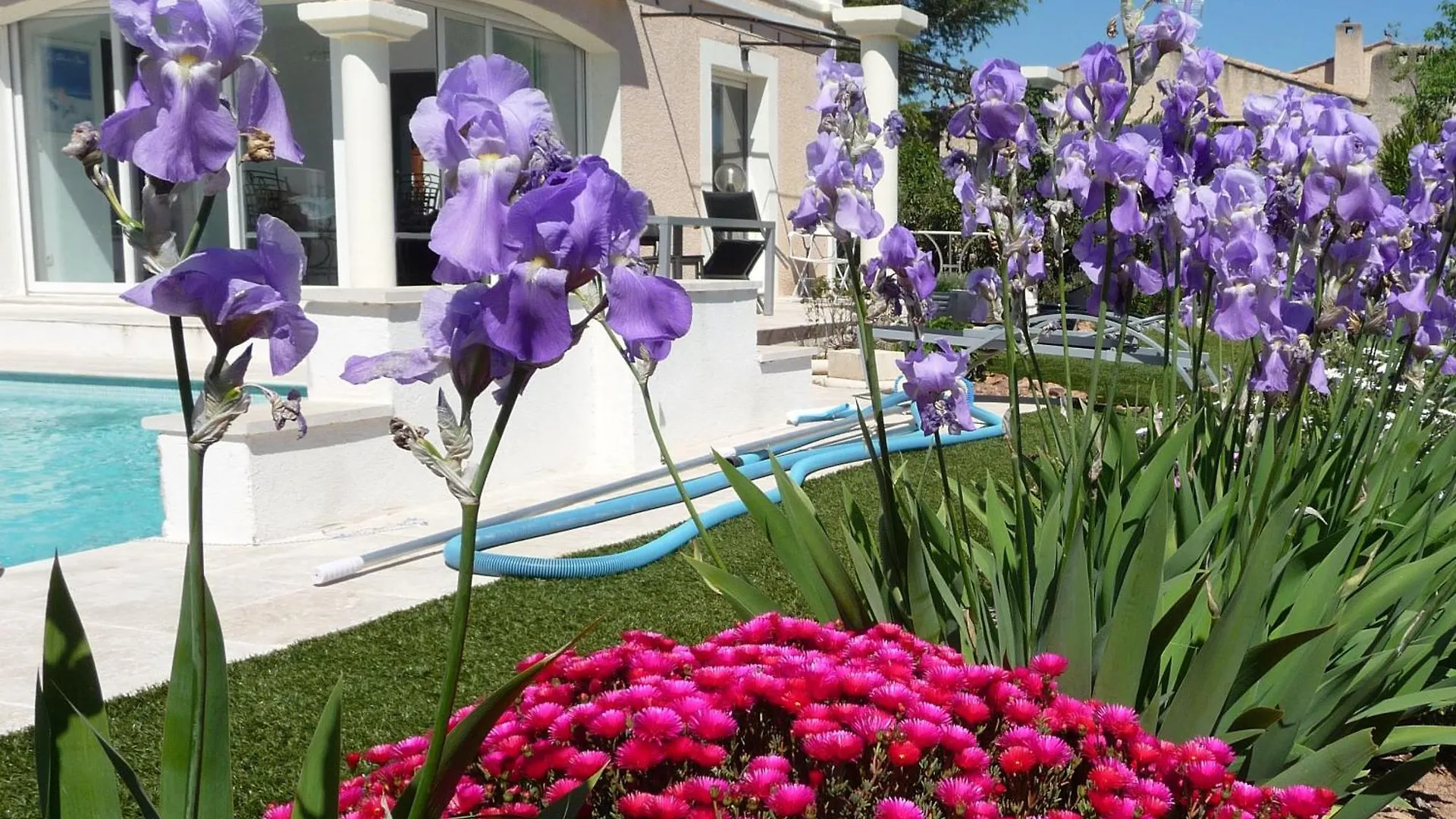 Villa Iris, Climatisee Avec 4 Chambres Et Piscine A Boulouris Sur Mer Saint-Raphael