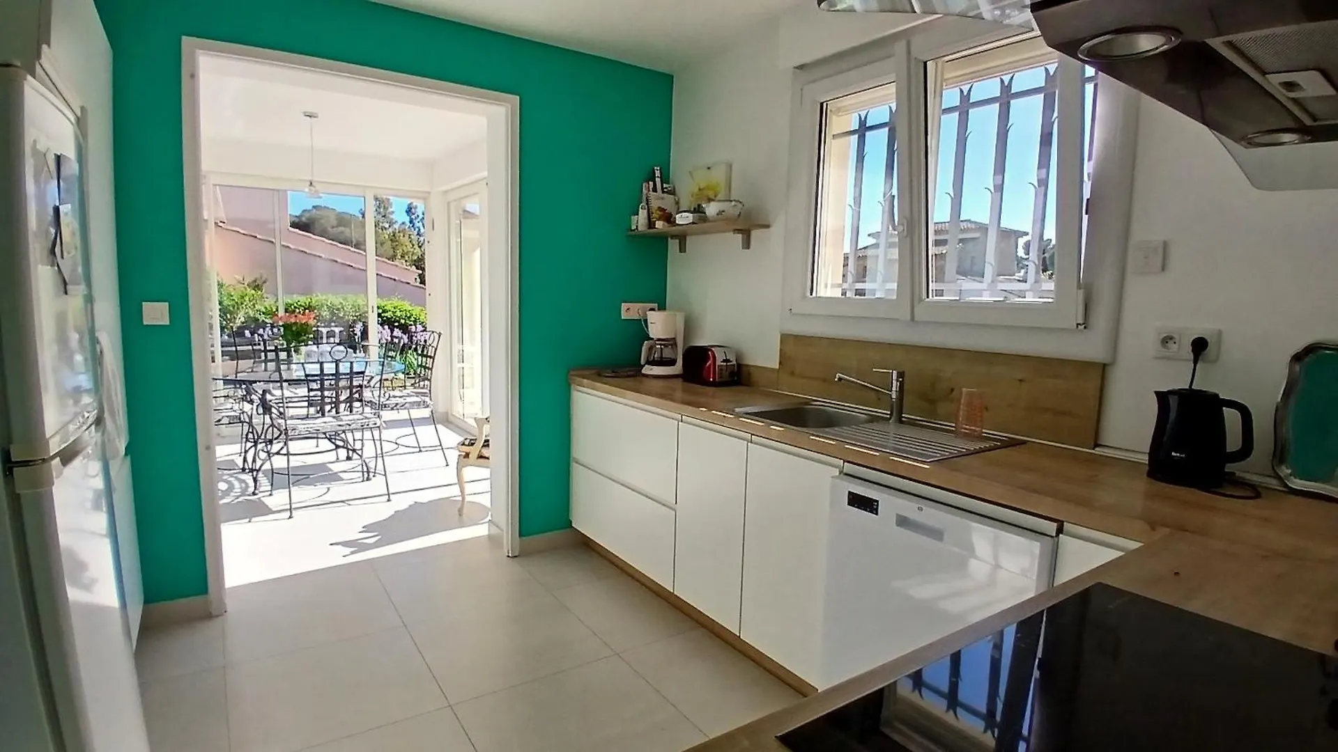 Villa Iris, Climatisee Avec 4 Chambres Et Piscine A Boulouris Sur Mer Saint-Raphaël