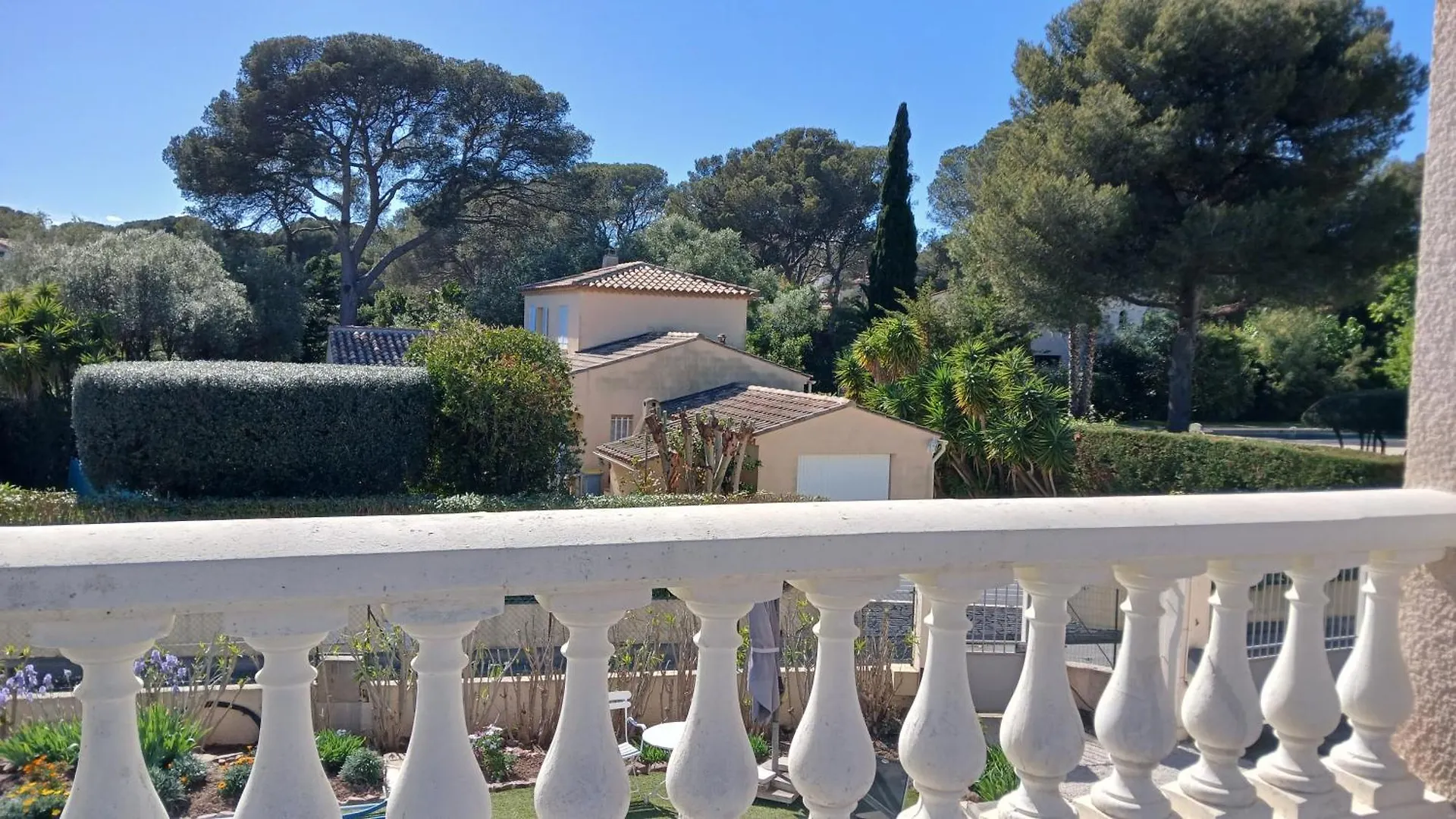 Villa Iris, Climatisee Avec 4 Chambres Et Piscine A Boulouris Sur Mer Saint-Raphaël 0*,