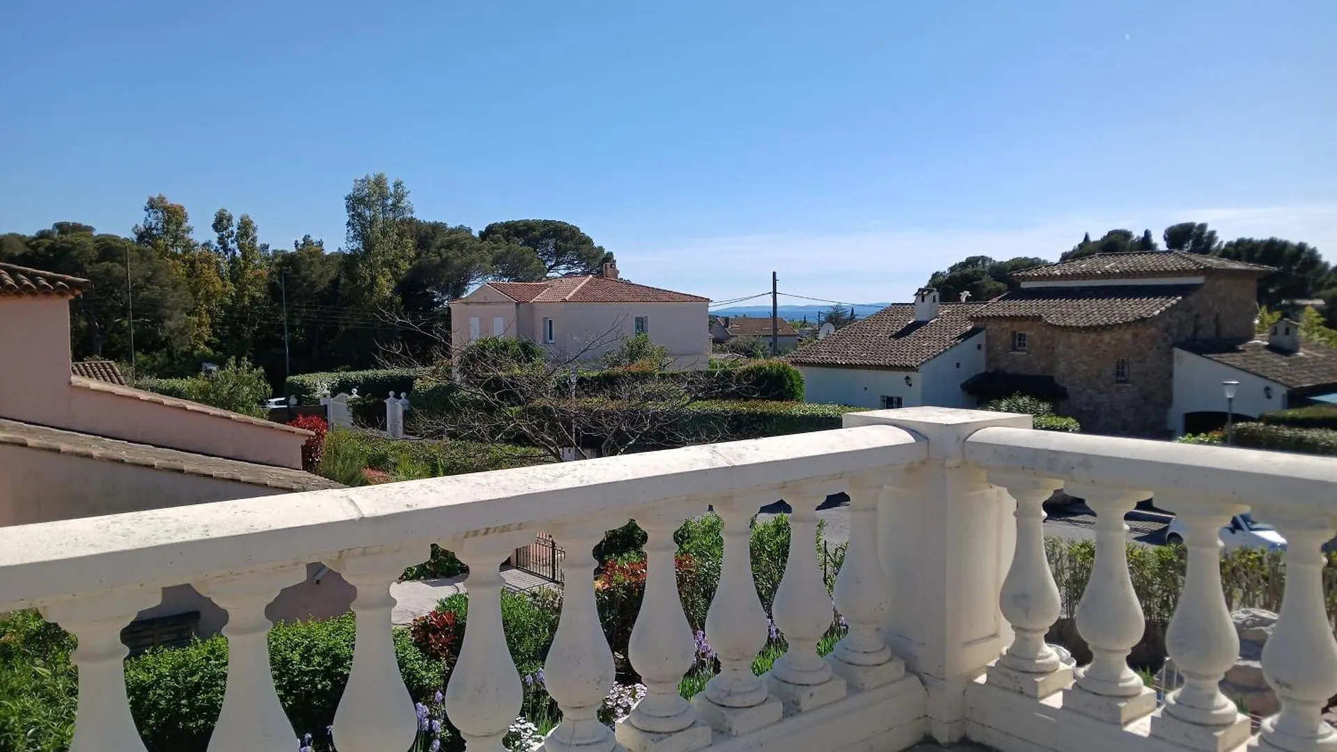 Villa Iris, Climatisee Avec 4 Chambres Et Piscine A Boulouris Sur Mer Saint-Raphael