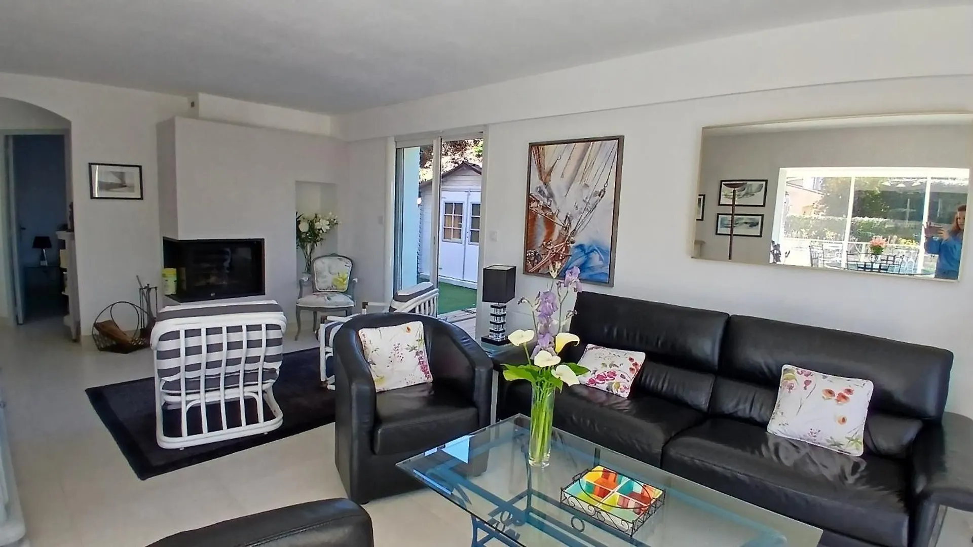 Villa Iris, Climatisee Avec 4 Chambres Et Piscine A Boulouris Sur Mer Saint-Raphael  France